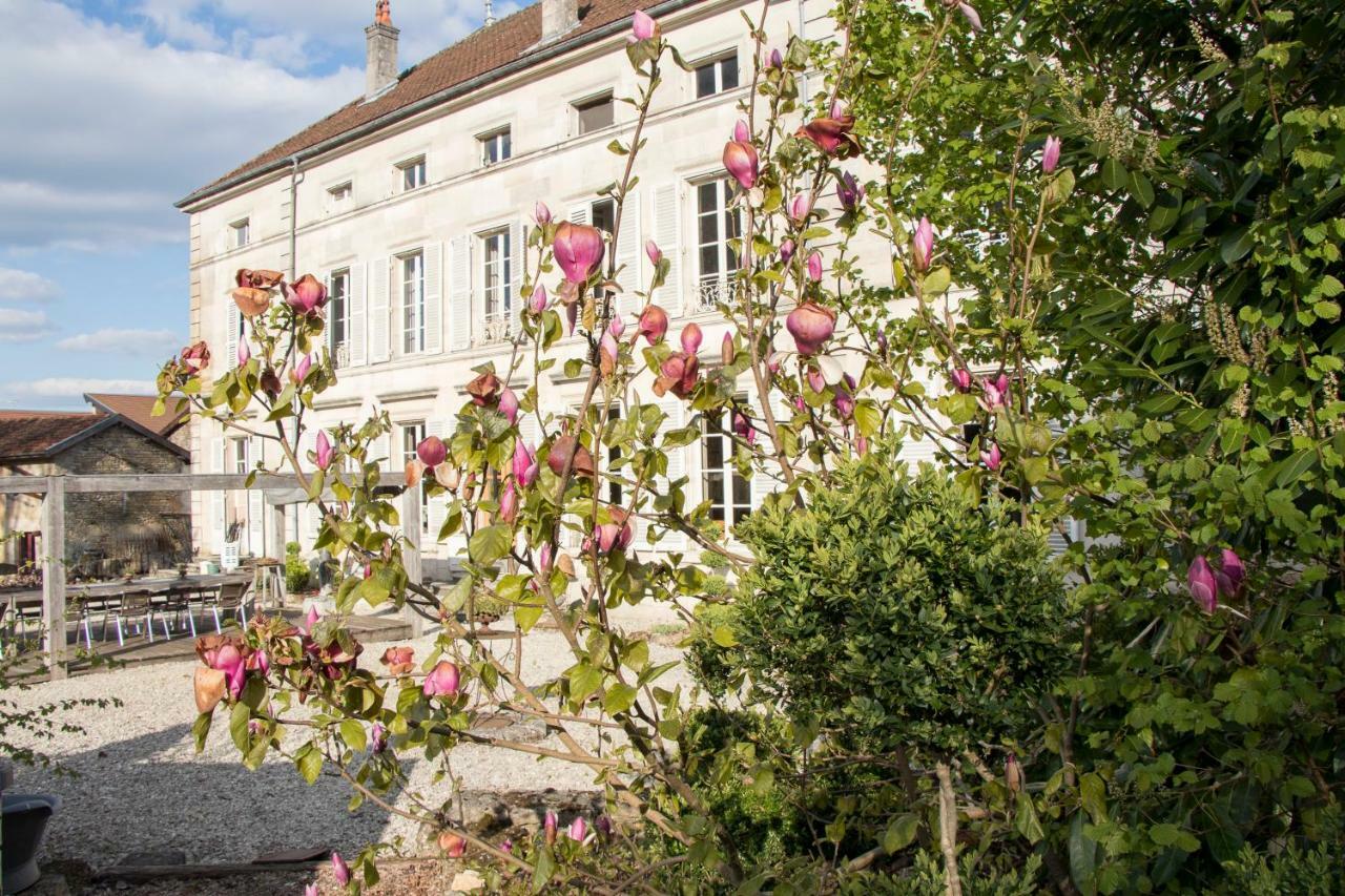 Joie de Vivre Doulevant-le-Château Exterior foto